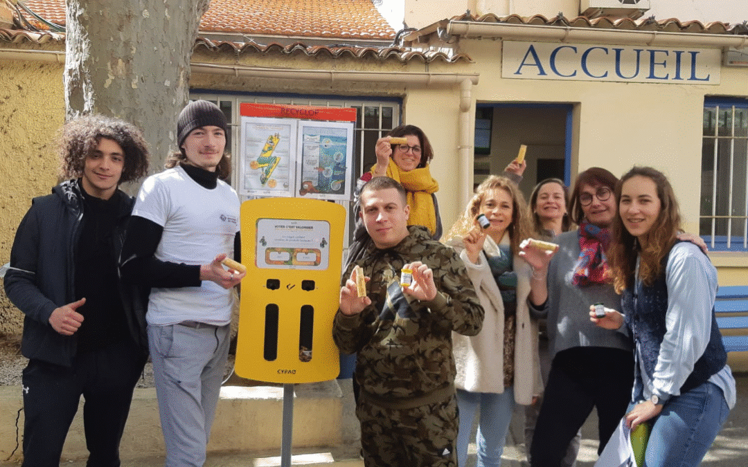 Comment l’ADEF-CFBT sensibilise ses apprenants à l’environnement avec Recyclop ? Découvrez un projet engagé pour l’environnement et le développement durable.